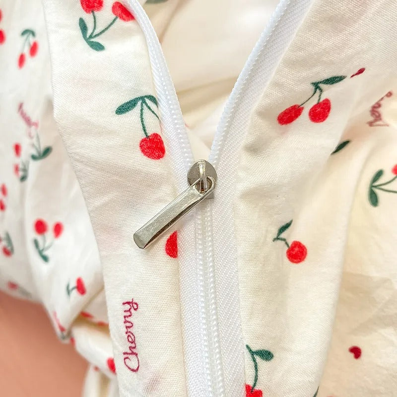 Floral Bedding Set with Cherry Blossom and Berry Print in Four Sizes