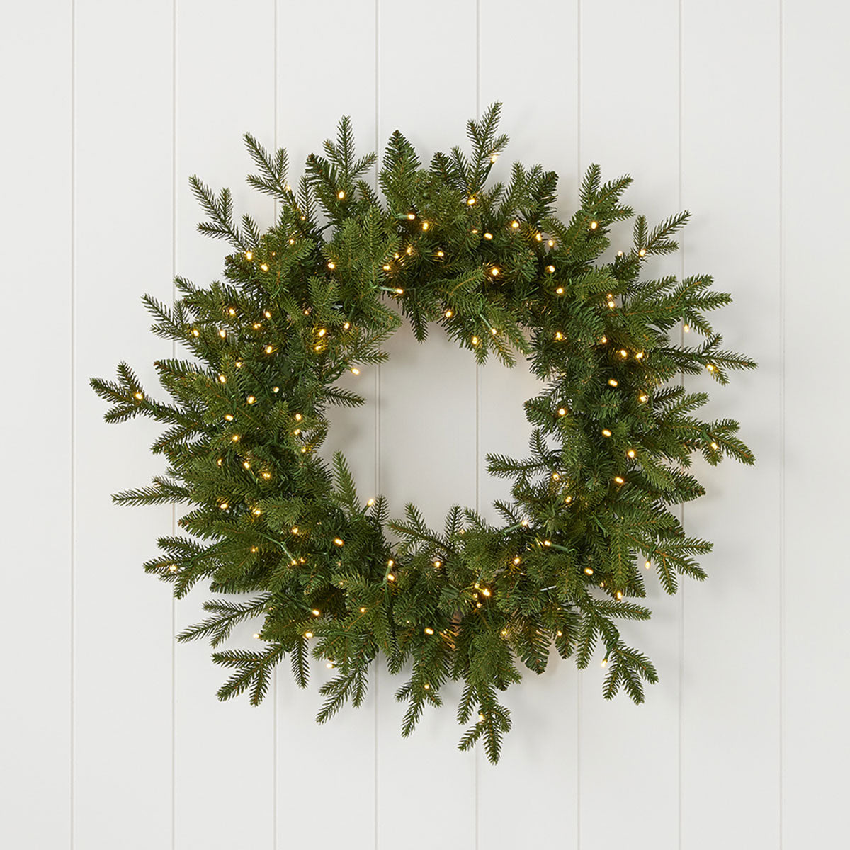 Christmas Wreath Pine 61 cm with 150 Warm White LEDs and 375 Branch Tips