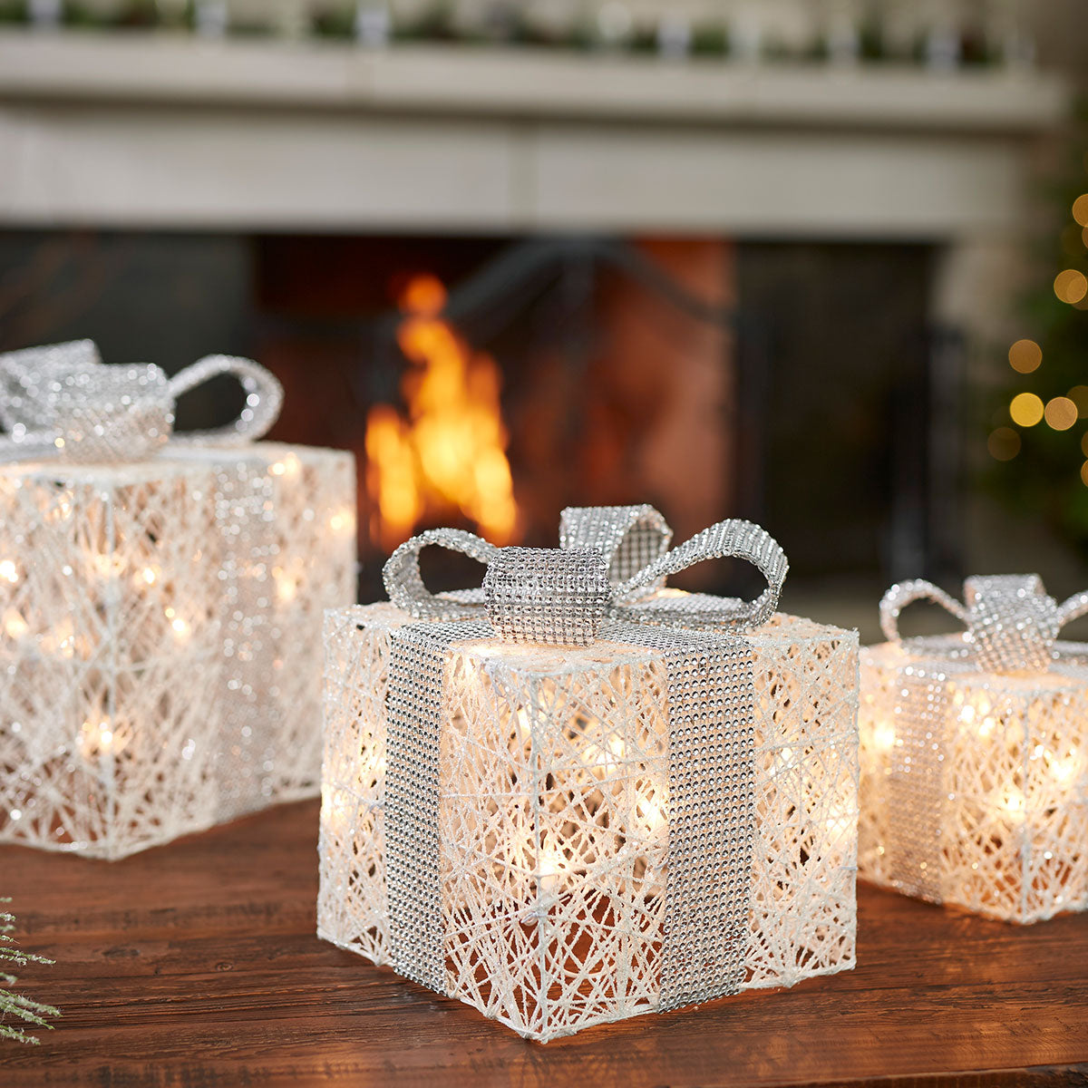 Christmas Decorations Lit Gift Boxes Set of 3 in Gold or White at 18 to 28 cm