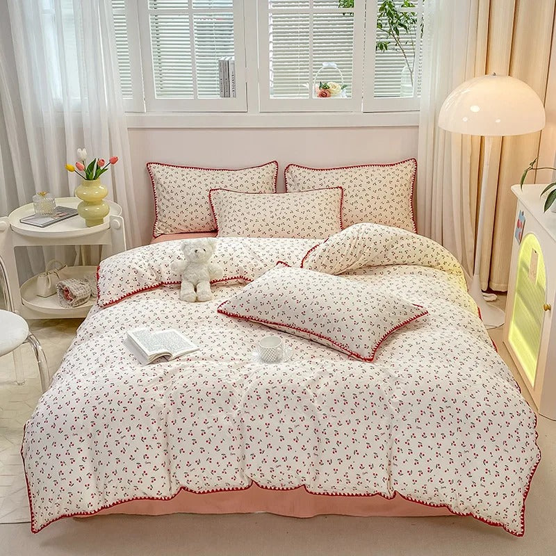 Blossom & Berry Bedding Set