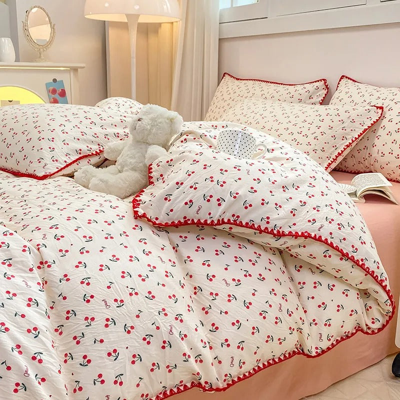 Blossom & Berry Bedding Set