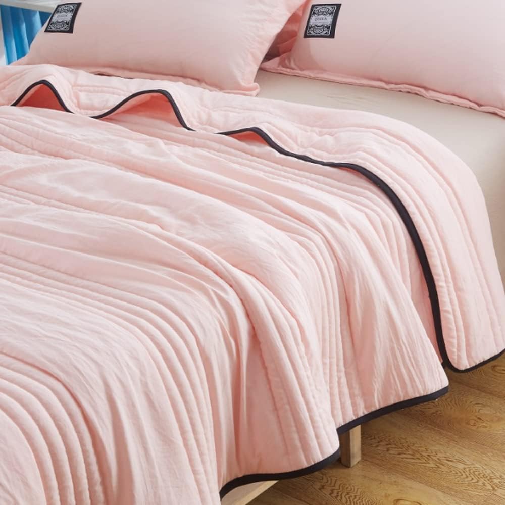 Stitched Bed Blanket Polyester Throw with Contrast Piping for Bedroom and Living Room