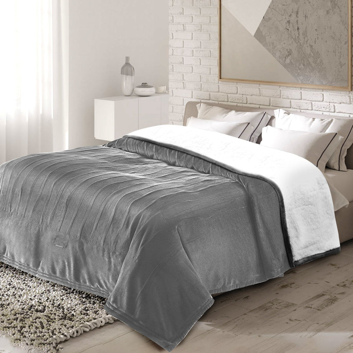 Dual Zone Heated Blanket for Bed with Two Controllers and Independent Heat Settings