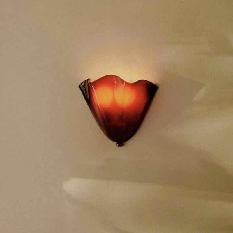 Stained Glass Wall Sconce Retro Art Deco LED with Iron Base and E14 Warm White Shade