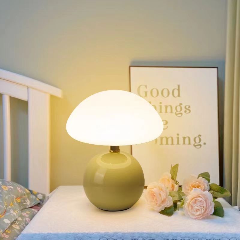 Bauhaus Mushroom Table Lamp