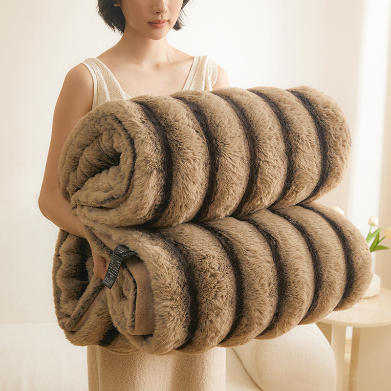 Throw Blanket Reversible Coral Fleece Nylon Fibre Weave for Sofa and Bed in Winter