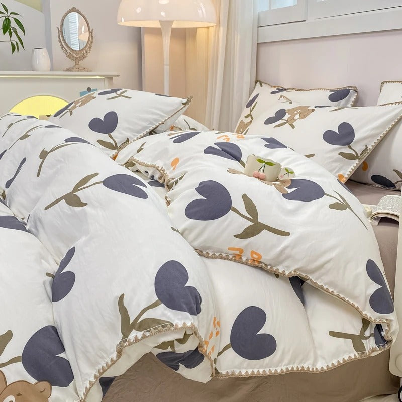 Floral Bedding Set with Cherry Blossom and Berry Print in Four Sizes