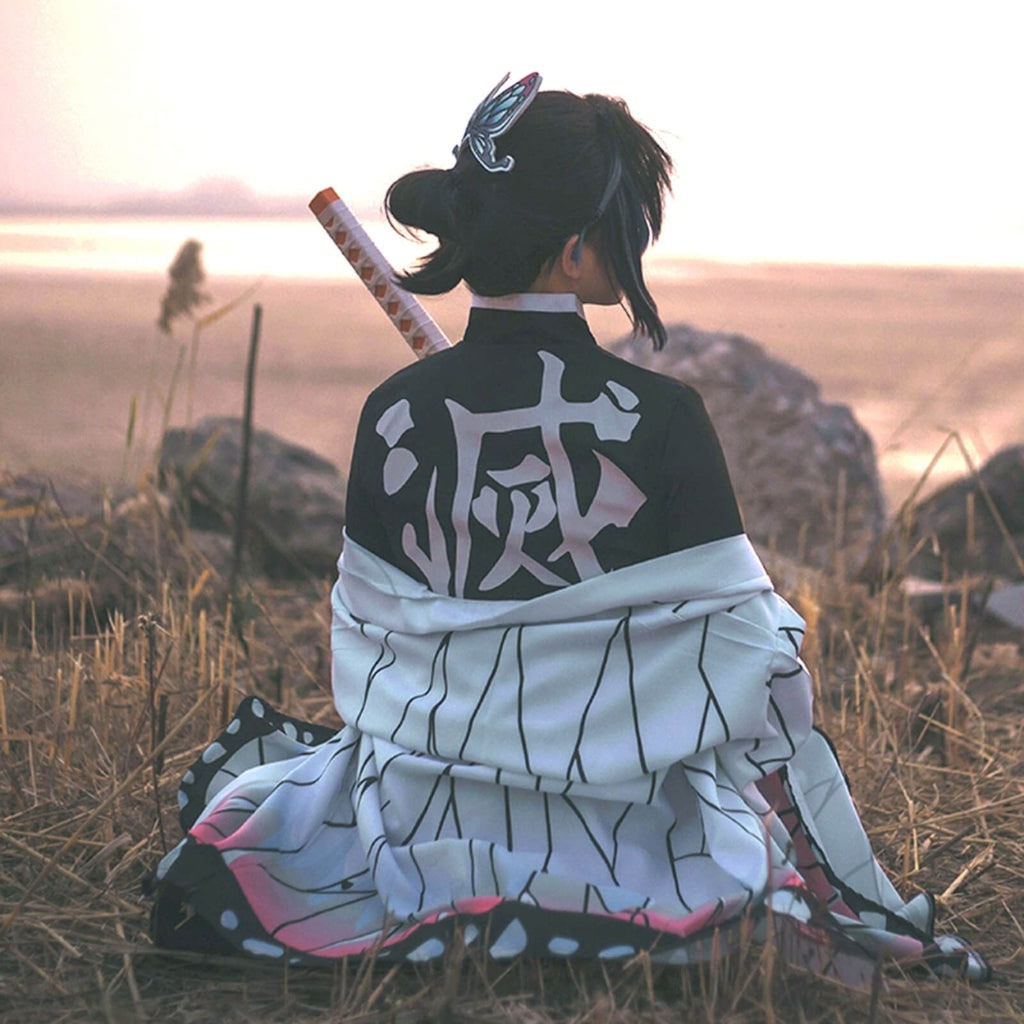 Halloween Costumes Anime Cosplay Set with Butterfly Wing Kimono Haori Jacket Trousers and Belt
