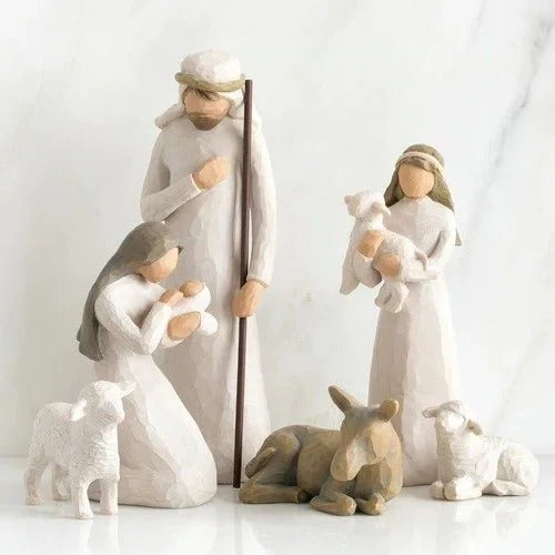 Nativity Set of 20 Figurines with a Reclaimed Barn Wood Stable