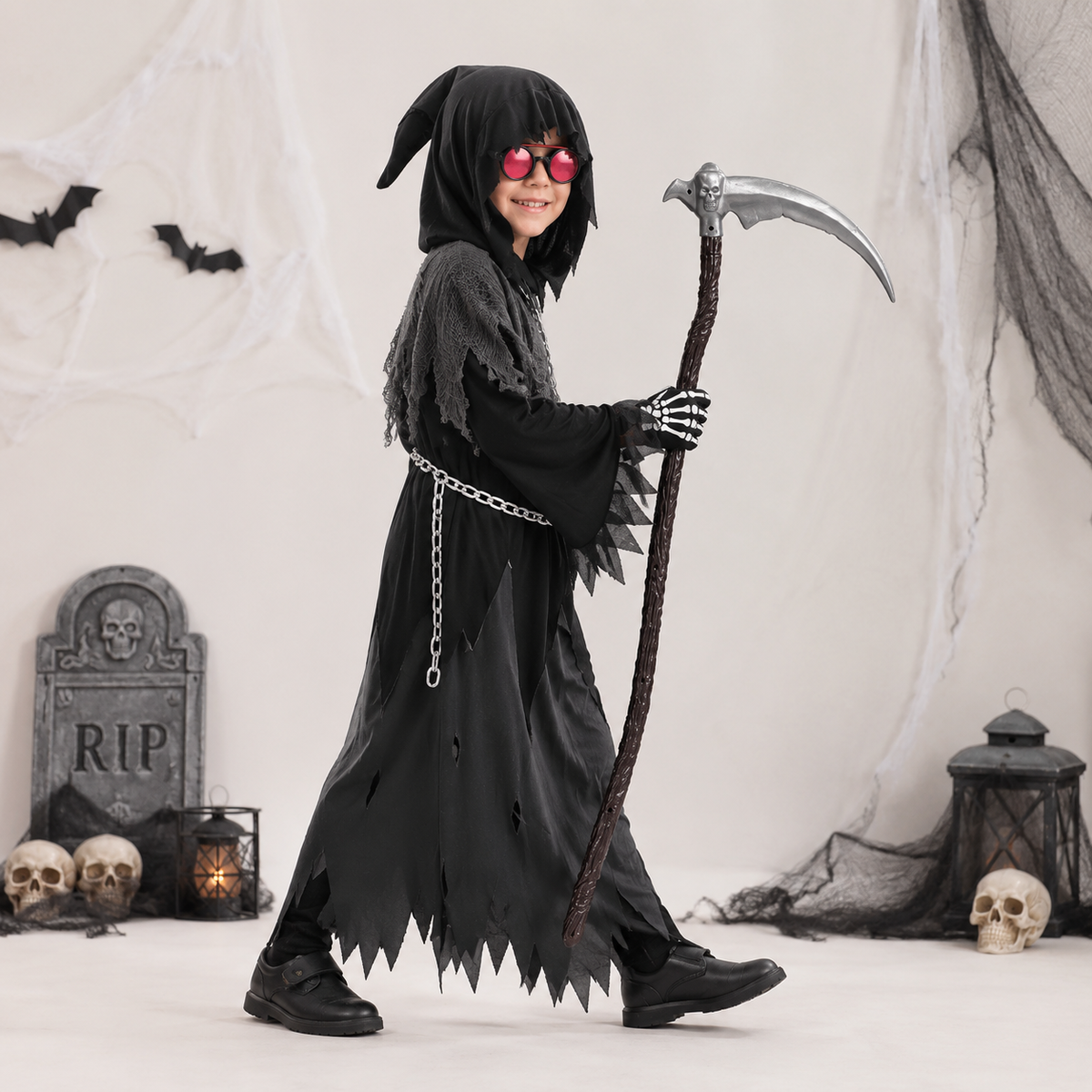Grim Reaper Halloween Costume Kids Hooded Robe with Glowing Eyes and Toy Scythe