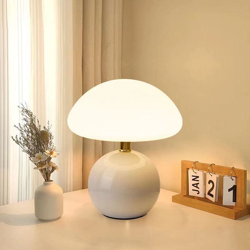 Bauhaus Mushroom Table Lamp